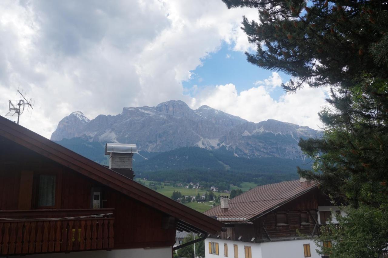 Faloria Studio Apartment Cortina d'Ampezzo Exterior foto